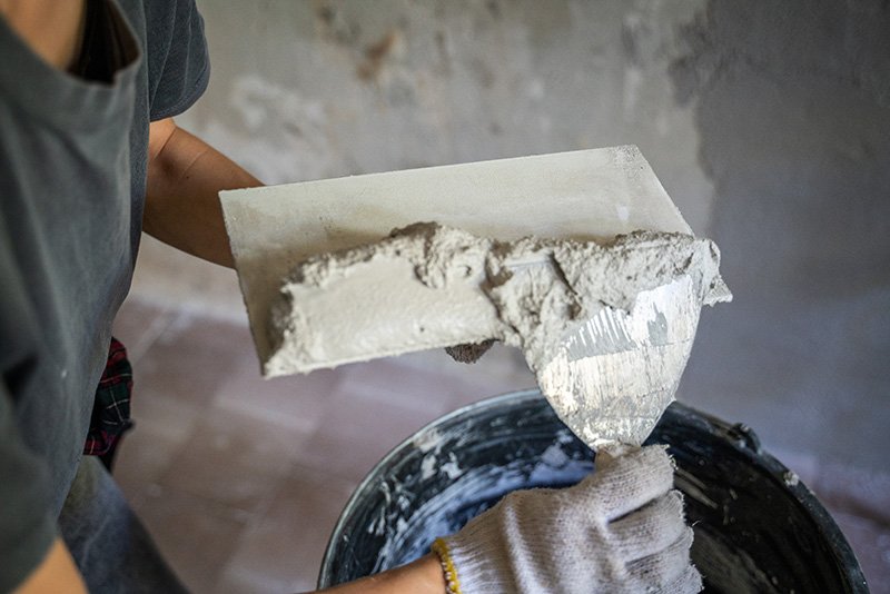 repair-works-with-plaster